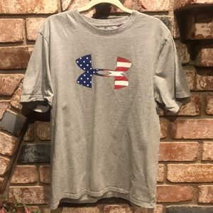 UNDER ARMOUR gray T-shirt with flag emblem